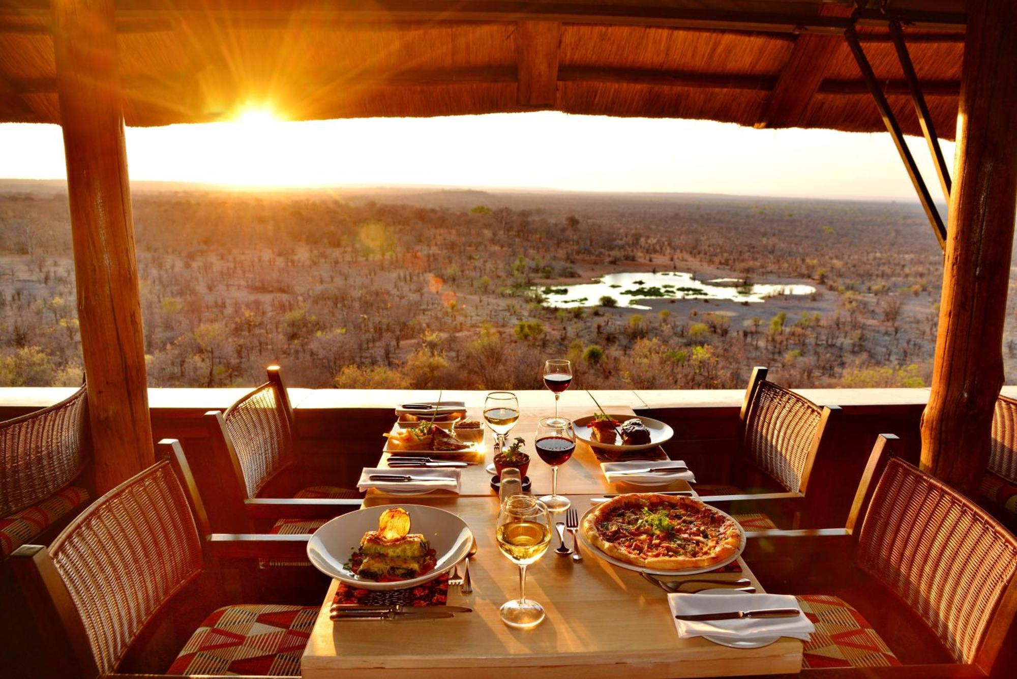 Victoria Falls Safari Suites Εξωτερικό φωτογραφία